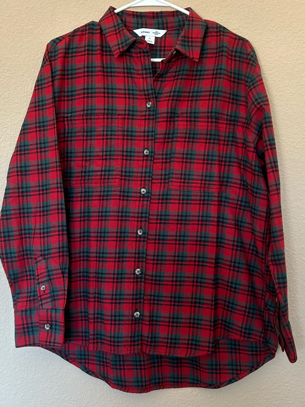 Old Navy Flannel Boyfriend Shirt Red Green Plaid Medium NWT